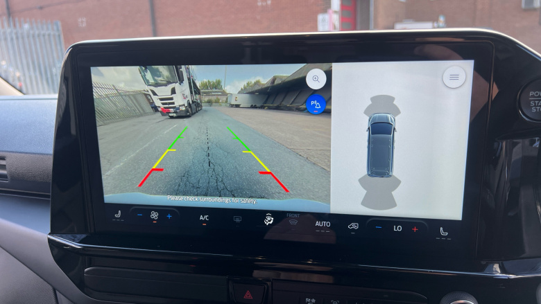 Ford Tourneo Custom 320 L2 Diesel Fwd 2.0 EcoBlue 136ps H1 Titanium 8 seater